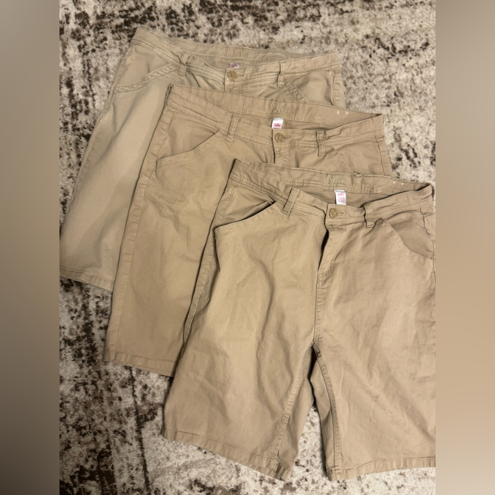 Three Pair Bundle Girls 22 Plus Beige Bermuda  Long Length Shorts